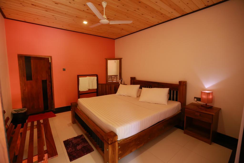 Eco Hotel Black & White - Anuradhapura Mihintale Eksteriør billede